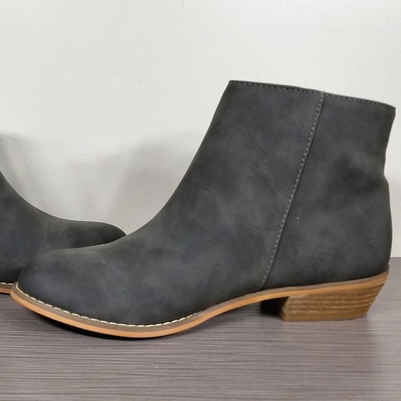 Tucker + Tate Harper Zip Bootie, Pewter, Little Kid Size 4 M - Picture 6 of 11